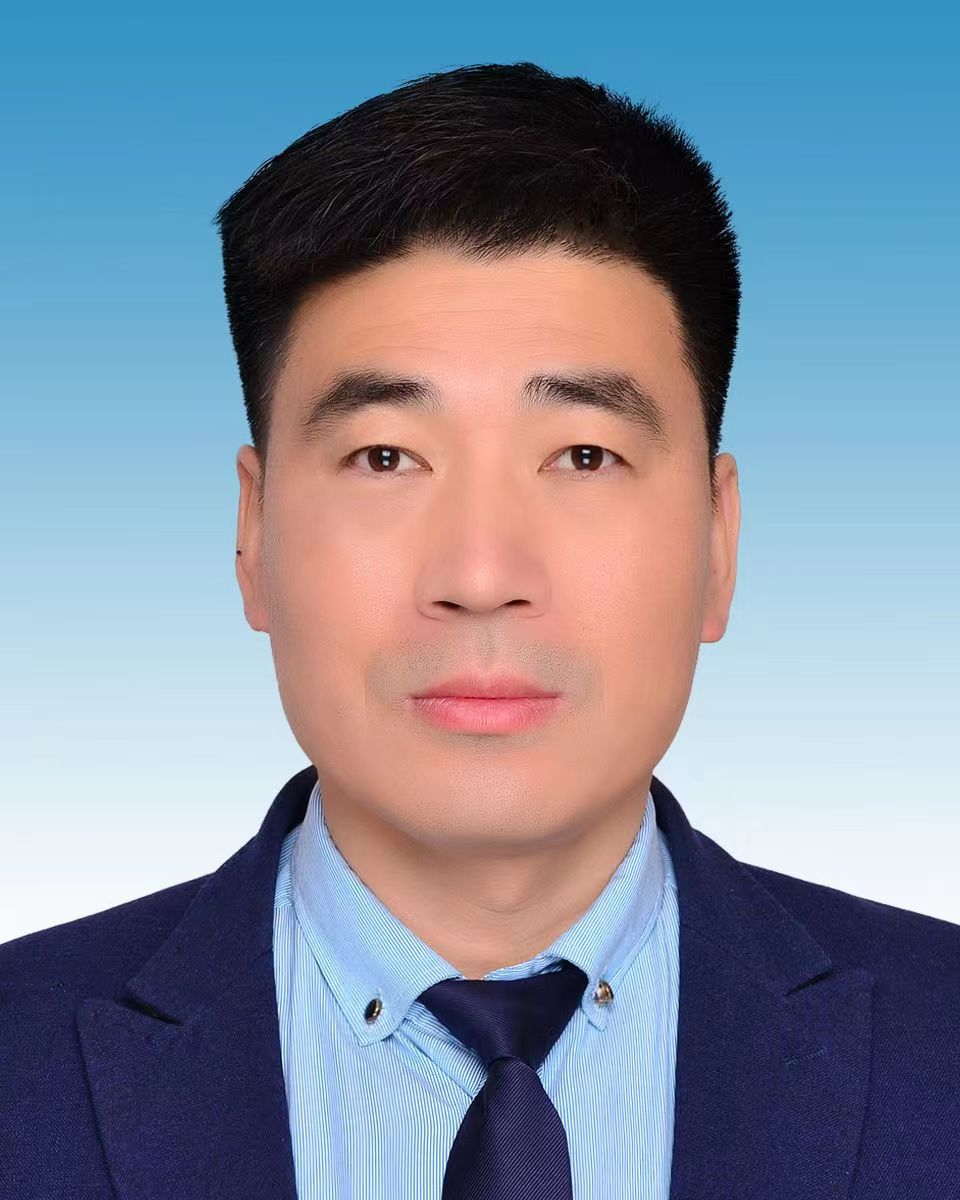 政府网站公示领导班子成员照片-张显.jpg